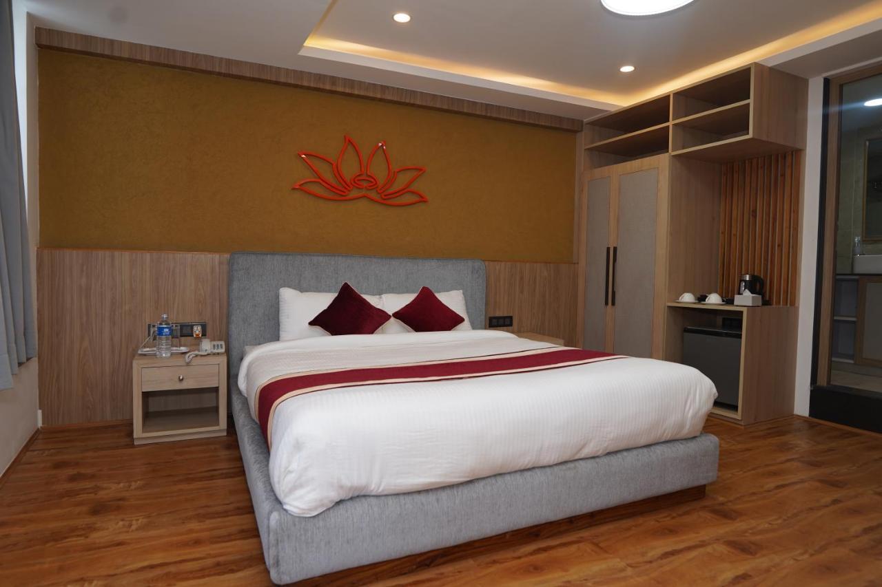 Lotus Club Boutique Hotel كاتماندو المظهر الخارجي الصورة