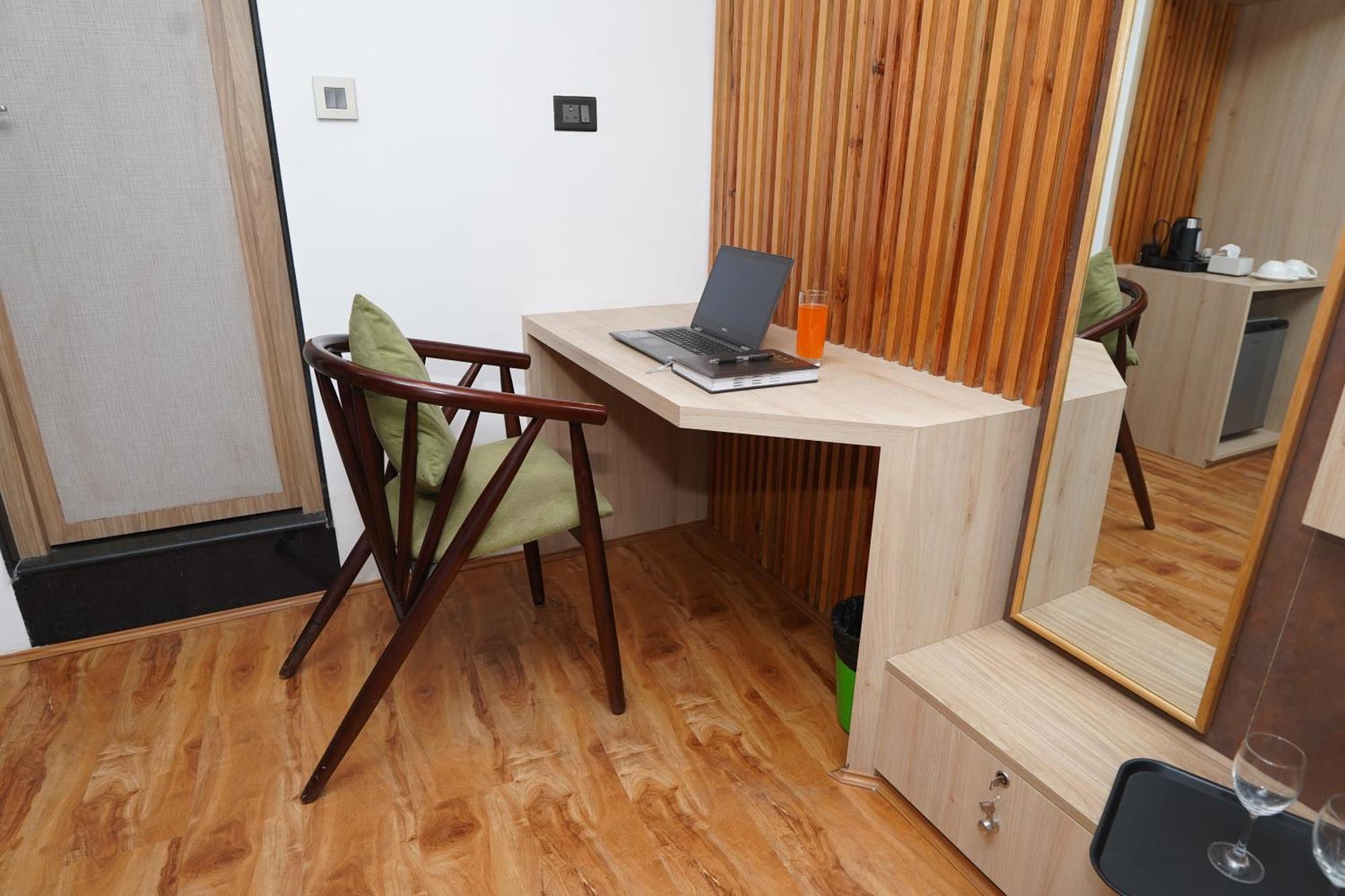Lotus Club Boutique Hotel كاتماندو المظهر الخارجي الصورة